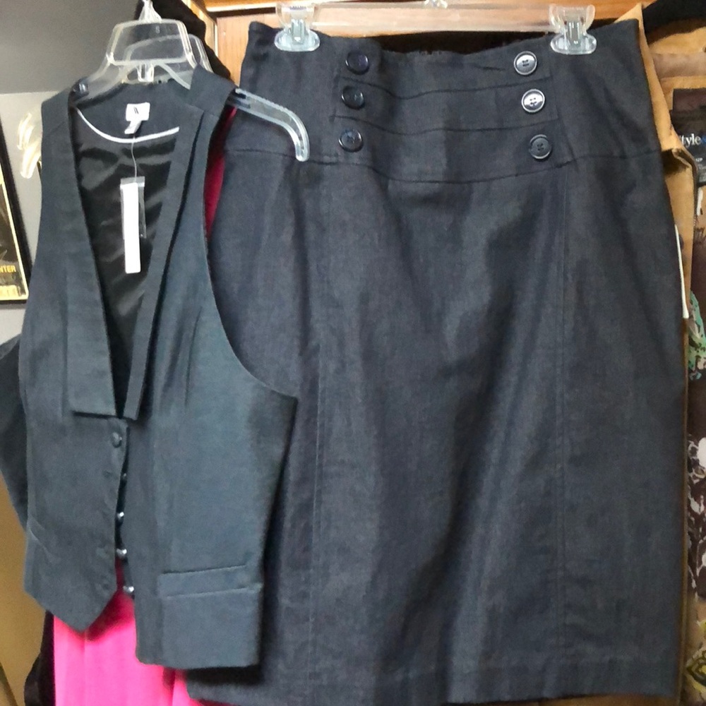 Skirt n best set by Worthington